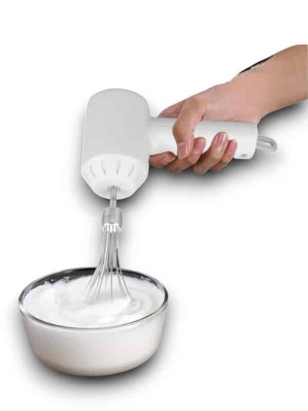 3f17aa56-9c9e-43e2-a909-3d4119d7f5dd-Photoroom