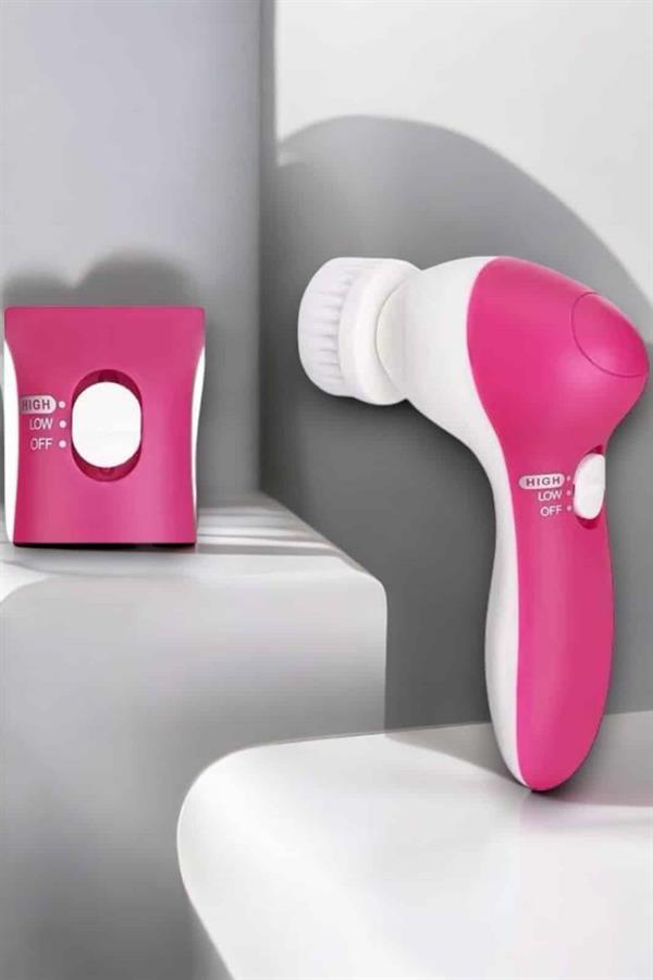 Compressed by jpeg-recompress