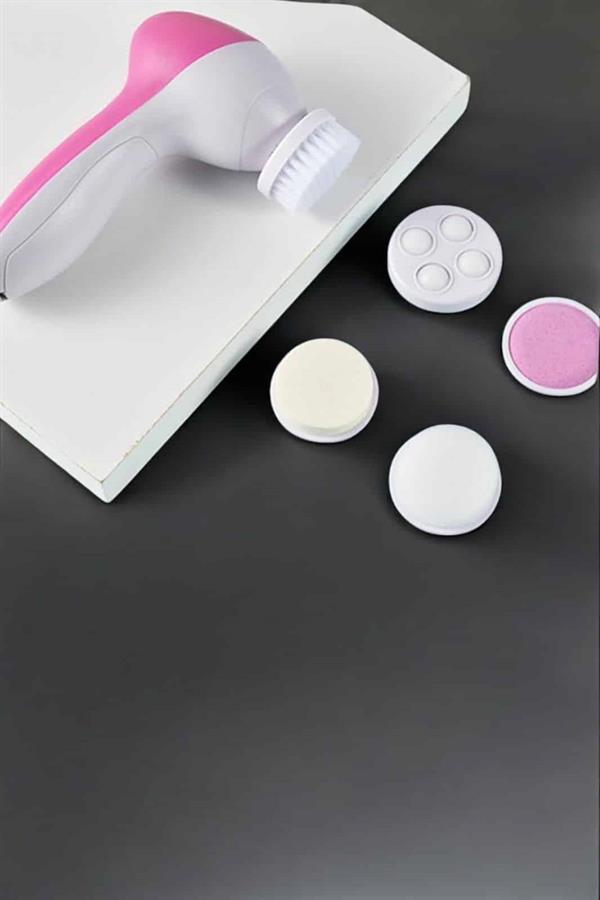 Compressed by jpeg-recompress