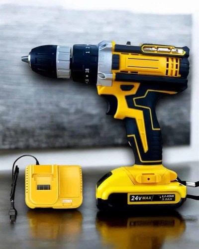 Çift Bataryalı Metal Dişli Darbeli Şarjlı Matkap Seti 24W Güç ve 24 Parça Aksesuar