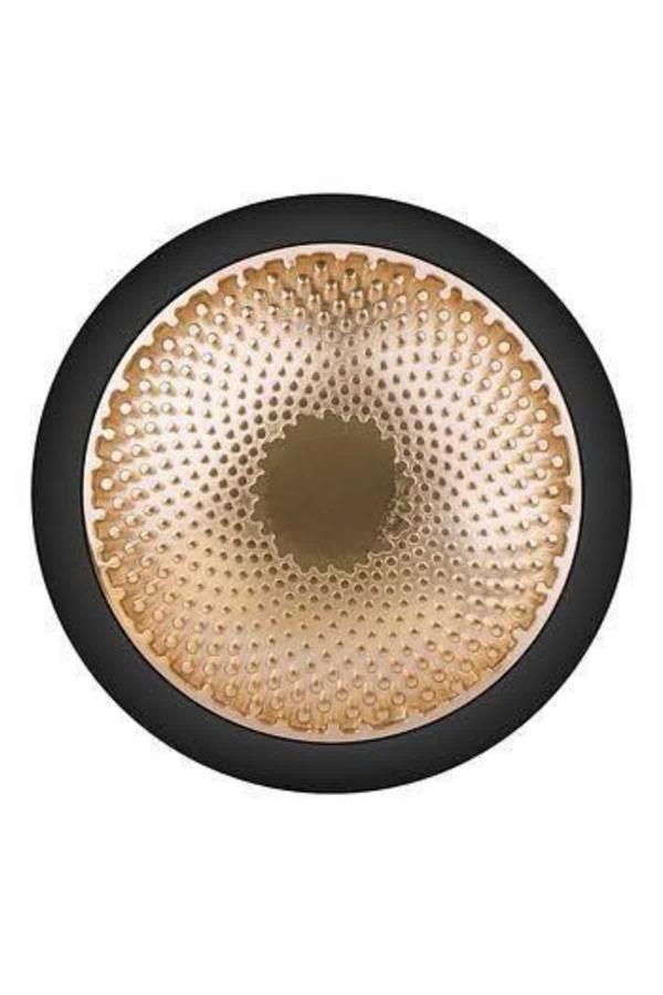 Compressed by jpeg-recompress