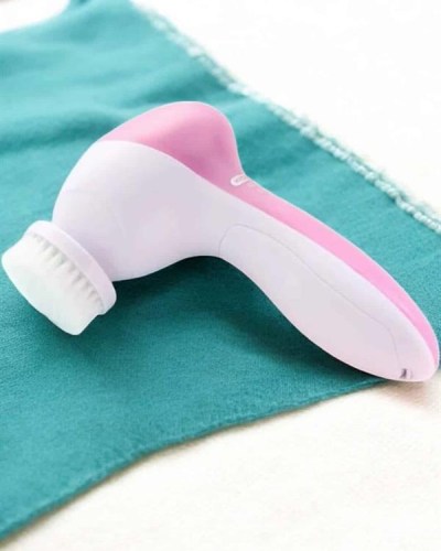 Uzun Pil Ömrü ve Etkili Sonuçlar Sunan 5 Fonksiyonlu Cilt Bakım Cihazı