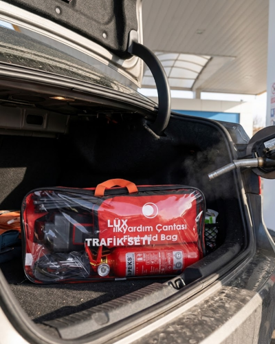 Acil Durum Trafik Seti Reflektör Yangın Tüpü ve Güvenlik Ekipmanları